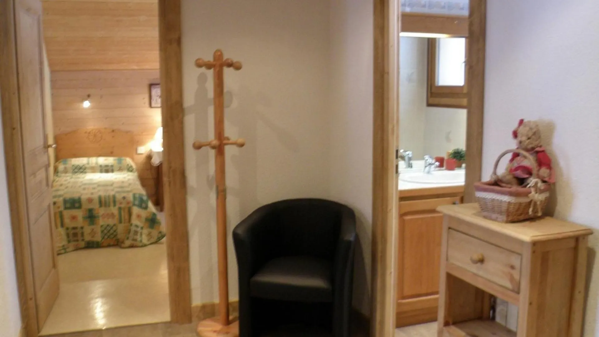 Charmant Appartement 2 Chambres Avec Wi-Fi Et Parking Prive - Fr-1-671-119 Les Gets 0*,  France
