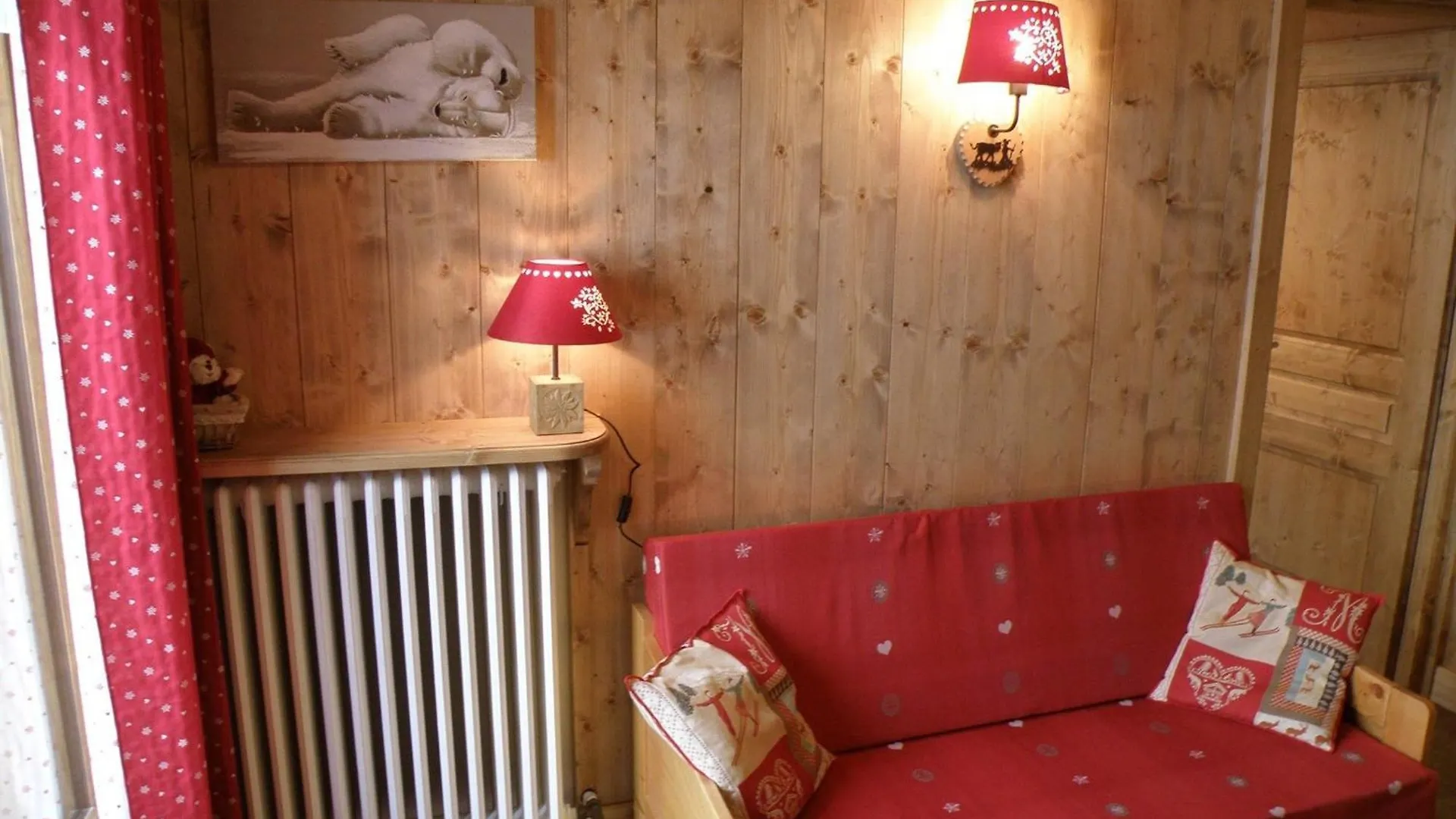 アパート Charmant Appartement 2 Chambres Avec Wi-Fi Et Parking Prive - Fr-1-671-119 レ・ジェ