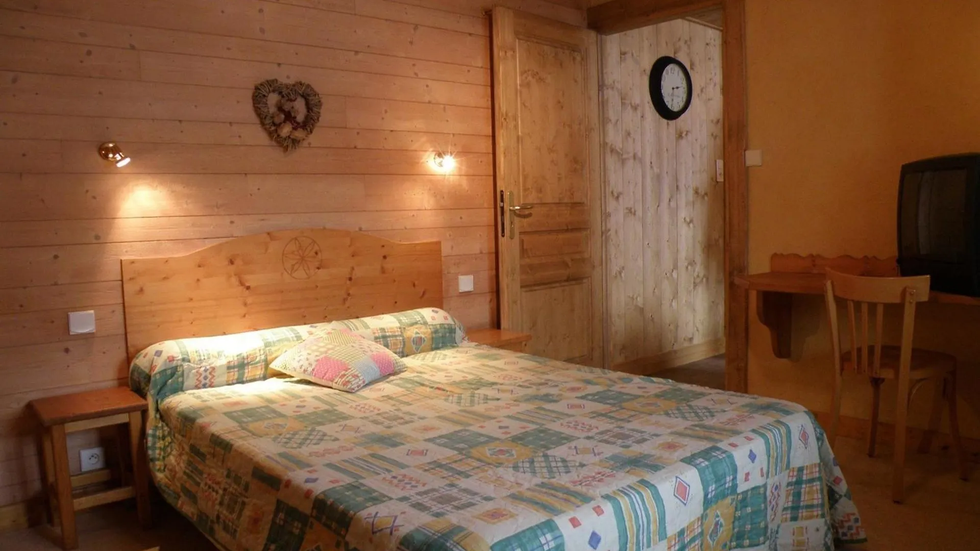 Charmant Appartement 2 Chambres Avec Wi-Fi Et Parking Prive - Fr-1-671-119 Les Gets 0*,